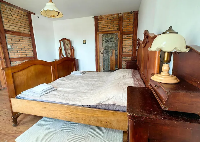 Pensjonat Stara Szkoła *